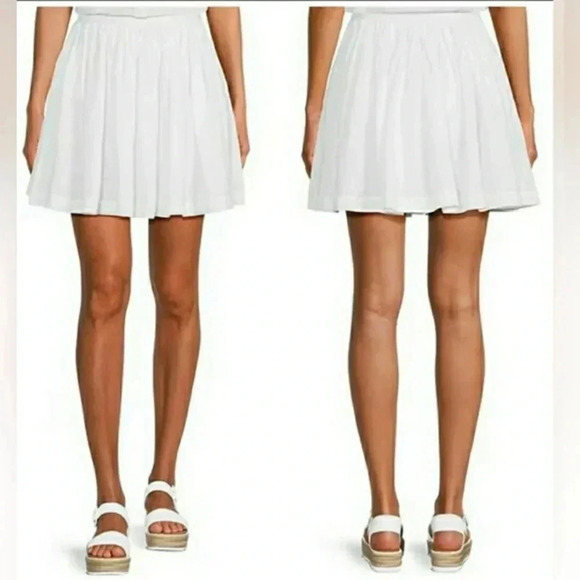 White Linen Preppy Mini Tennis Resort Coastal Large - Picture 1 of 7